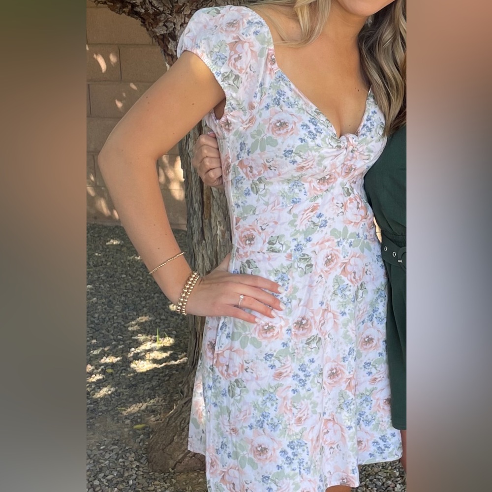 🌸 Abercrombie Floral Mini Dress